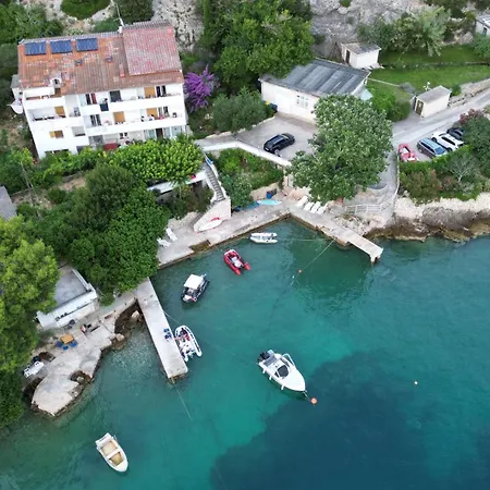 Justic Supetarska Draga