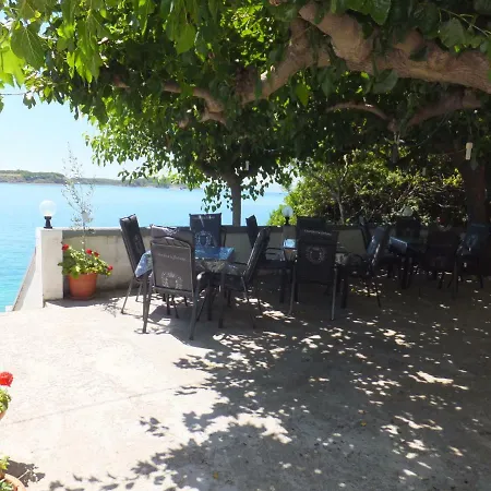 Justic Apartman Supetarska Draga