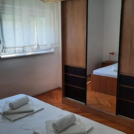 Apartment Justic
